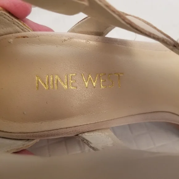 Nine West 3 In Wedge Heels Size 6.5M Leather Uppers With Beads Flaw Lining - Picture 3 of 12